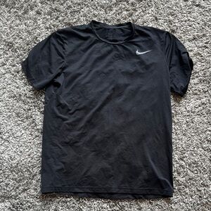 Nike Black Short Sleeve Tee Classic Crew Neck
